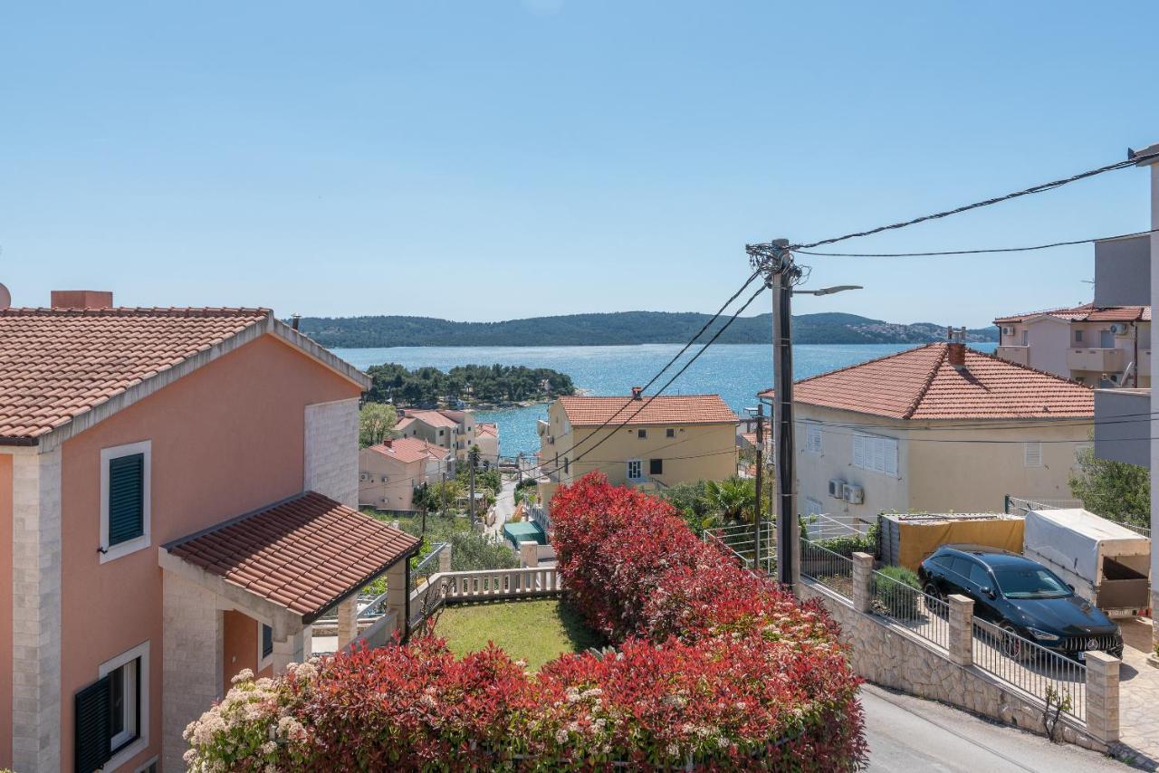 Comfortable Apartment Near The Sea Trogir Kültér fotó